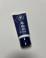 ☆。.:＊・゜【江戸こすめ　米ぬか洗顔】のご紹介です🫧🫧🫧‪🎀米ぬかスクラブで、古い角質によるくすみや毛穴汚れをやさしくオフ。米由来のうるおい成分を配合したふかふか泡で、しっとりうるおう洗い上…のInstagram画像