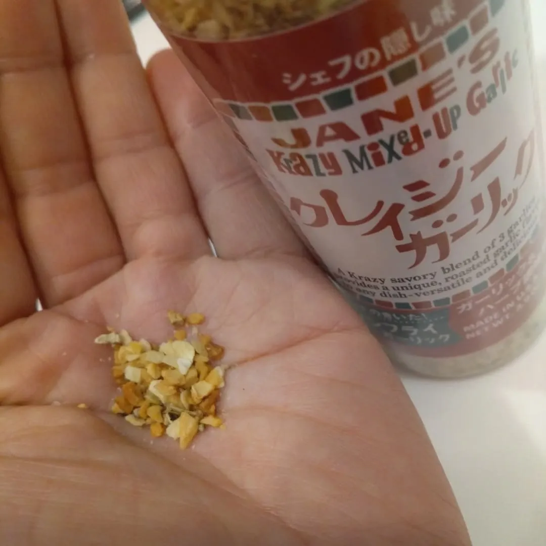 口コミ投稿：クレイジーガーリックがあれば、普段の野菜炒め、ステーキ、パスタ、チャーハンが一…