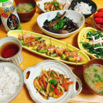 今日の晩ごはん。#たらの野菜あんかけ 。#アスパラベーコン巻き #ブロッコリーサラダ 茄子の煮浸し 豚汁 野菜あんかけと茄子の煮浸しに使ったお醤油は@shoda_shoyu1873 さん…のInstagram画像