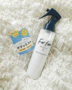 シューッと秒速うるおいチャージ！ べたつかずしっとり保湿する、 フォーファム「クリームinボディミスト」を お試しさせていただきました✨ 特殊な技術でオイル成分を微粒子化し、 べたつかずに整肌＆う…のInstagram画像