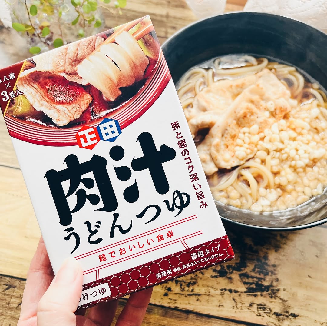 口コミ投稿：正田醤油さんの肉汁うどんつゆ🥢⁡辛いタイプもおいしいですが、こちらのノーマルなタ…