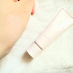 ポイントマジックPRO❤︎コンパクトでお気に入りのアイテム。毛穴に悩んでる人にぜひ、チェックしてもらいたいです❤︎パケも可愛です❤︎#PR #株式会社黒龍堂 #毛穴下地 #毛穴パウダ…のInstagram画像