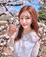 花粉の季節肌荒れ辛い❗️それに気になるシワ、ハリ、美白ケア※もしたい欲張りな私〜🥹🩷出会ってしまった✨‼️🩵🫧パーフェクトワン 薬用リンクルストレッチジェル🫧🩵エイジングケアと美白※が…のInstagram画像