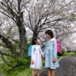 ランドセルが重そうなので、ぜひパッかるを使ってみたい☺ぜひ丁寧に紹介したいです#PR #プラスステーショナリー #パッかる #軽開ランドセル #monipla #psc_fanのInstagram画像