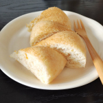 炊飯器ケーキ🍊ホットケーキミックスの賞味期限が近かったので、自家製柚子ジャムを入れた炊飯器ケーキを作りましたホットケーキを焼くのって、実は結構時間がかかりますよね時間がとれないときはもっぱ…のInstagram画像