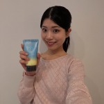 【PR】hiritu(ヒリツ) スカルプ＆ボディスクラブ スムース1本2役の2WAYスクラブ✨ボディにも頭皮にも使えちゃう万能アイテムです。.とろりとなめらかなテクスチャのスクラブは手に取っ…のInstagram画像