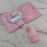 mamicosmeのグミティント✨✨グミのようなぷにッとした新感覚のティント♡ポンポンとするだけでチークにもリップにも💄ポンポンする回数で濃さの調節ができるよ🙌💖冷んやりぷるっぷるの触…のInstagram画像