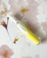 aroma SHIFT（アロマシフト）​集中と記憶の研究をもとに開発されたレモンと白檀の香りのアロマミストです。気分を変えたい時、集中したい時に！仕事や勉強、スポーツなど、集中してガッツリ…のInstagram画像