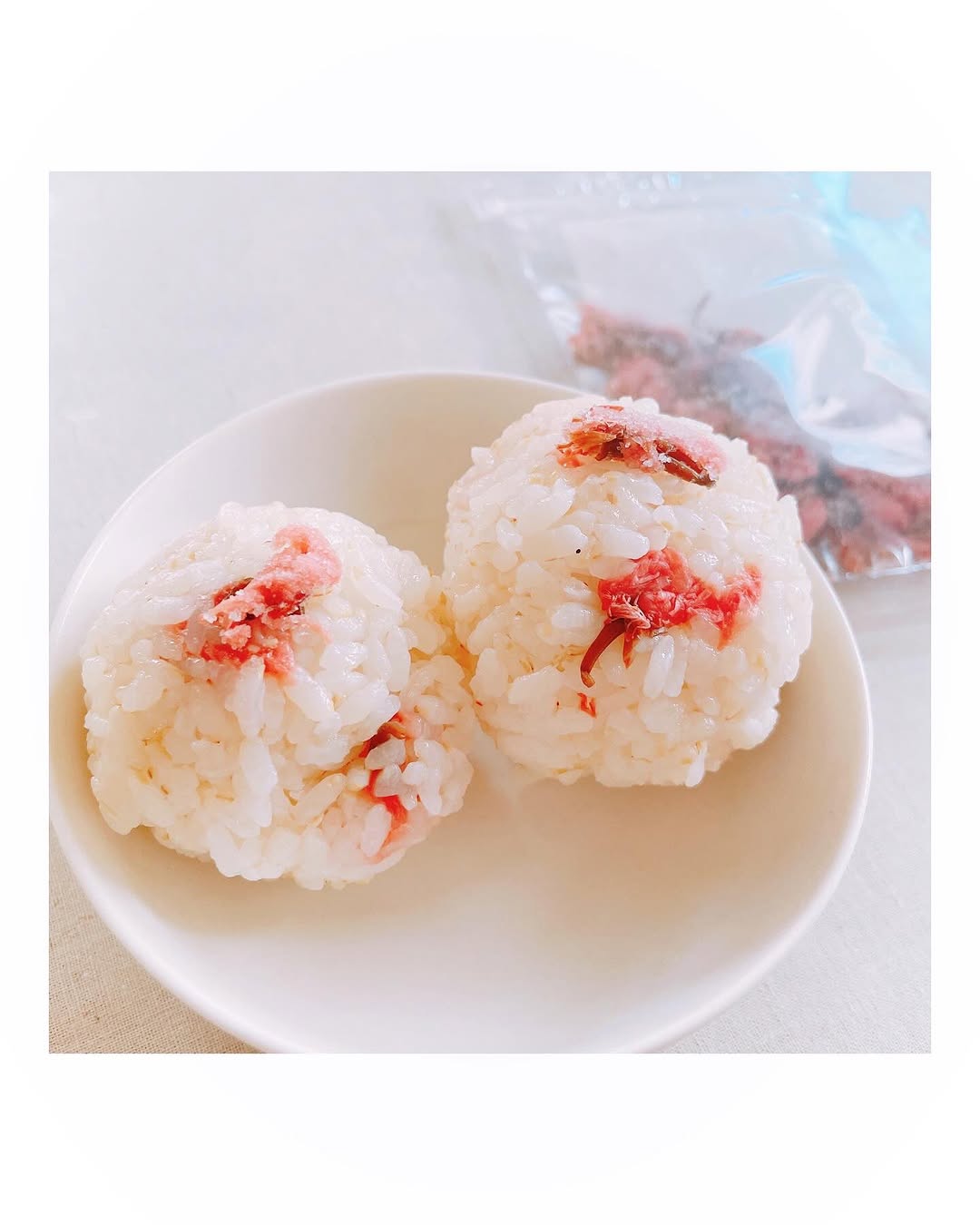 口コミ投稿：【モニター】⁡海の精『桜の花塩漬け 30g』⁡𓈒𓂂𓂃◌𓈒𓐍⁡お花見には桜の花ごはんを🌸⁡｢海の…