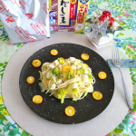 金柑と🧀🥦のパスタ🍝マルトモさんの新鰹だしの素でほっこりおうちごはん色々😊かつお節の香りと宗田がつお節のコクでほっこり美味しいお味💓汁物はもちろん煮物,炒め物,和え物麺類や鍋など幅広く使…のInstagram画像