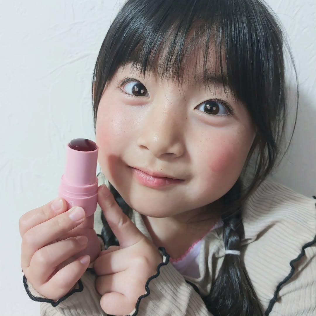 口コミ投稿：🩷🩷🩷グミみたいな！？ティントリップ💄💋✨GUMMiTiNT✨✨パッケージからもうかわいいしなん…