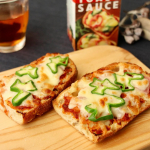 朝から簡単にピザトーストが楽しめる◎正田醤油の「ピザトーストソース」🍕旨味のあるトマトにスパイスが混ざっていて、あのタバスコのソースも入っているのだとか👀でも辛味は強くなくて、子どもでも全然食…のInstagram画像