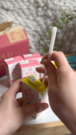 お肌や骨・ひざ関節のためにコラーゲンが良いのは分かっているけど、コラーゲン独特の風味がちょっと苦手な方も多いのではないでしょうか🤔💦 こちらは、コラーゲンドリンクなのにすっきり甘いピーチやレモン味…のInstagram画像