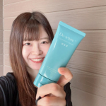 本日ご紹介するのはよく落ちるのに肌に優しいW洗顔不要の薬用天然クレンジングDoWhite+（ドゥホワイトプラス）透明なジェルのクレンジング。W洗顔不要なのが忙しい日や仕事でぐったりしてる…のInstagram画像