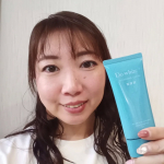 【Do white+】安心健康ライフ株式会社ほぼ美容液クレンジングというよりも、クレンジングという名の美容液なんです💕💕💕ジェル状のこちらをメイクに乗せ軽くマッサージし、洗い流すとパックをし…のInstagram画像
