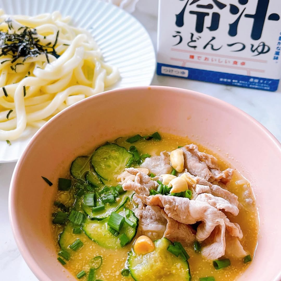 口コミ投稿：「麺でおいしい食卓 冷汁つゆ」米と麦の合わせ味噌をベースに練りごまとすりごまを合…