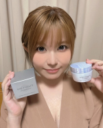 【パーフェクトワン 薬用ホワイトニングジェル】がめちゃくちゃよかった！これひとつで6つの機能♪♪（化粧水・乳液・美容液・クリーム・パック・化粧下地）が揃ってて、時短ケアなのにしっかり潤うのが嬉…のInstagram画像