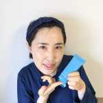 小鼻の周り　とか　下顎　とか　目の周り　はゴシゴシ　かなりしないと　取れなくて💦やっぱり　シミはあるし～ファンデーションを厚塗りしなければならないので取れなくて💦顎は仕事のマスク摩…のInstagram画像