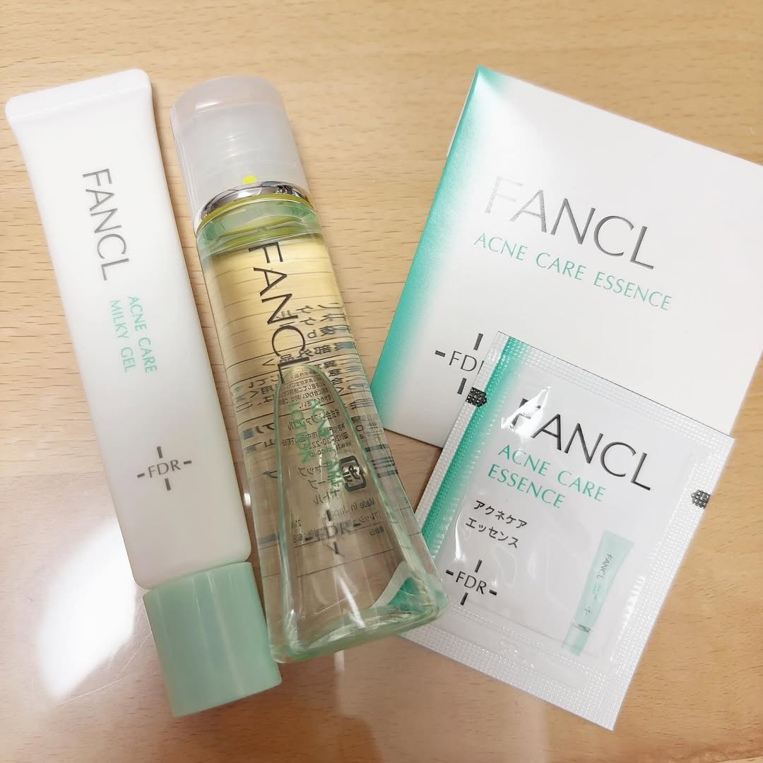 口コミ投稿：ファンケルアクネケア💎⁡さらっとみずみずしい化粧水水分たっぷりのジェル乳液⁡肌あれ…
