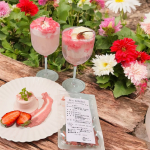 🌸桜の季節がたのしみで仕方なかった🌸桜の塩漬けで作った桜ソーダ、クリームをのせてさらに華やかに✨桜の塩漬けをちょこんとのせると、一気に春感がアップ❣️桜プリンも作って、見た目も香りも楽しめる桜…のInstagram画像