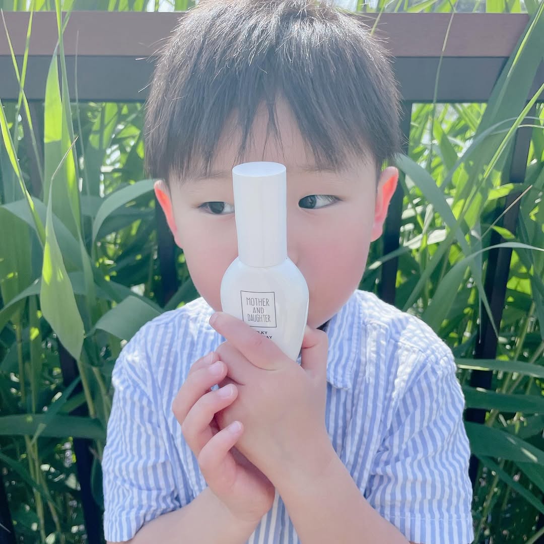 口コミ投稿：まだ4月だけど、もぉぉ夏と変わらないくらい暑いから日焼け止め必須🧴✨✨✨マザーアンド…