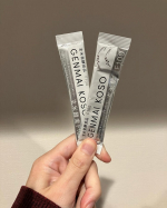 ゴールデンウィークで食事の栄養バランスが気になったのでで玄米酵素F100を最近飲んでいます。ミネラルやビタミン類が豊富な玄米と玄米胚芽・表皮を、日本の国菌である麹菌で発酵させた玄米酵素。食物繊維…のInstagram画像