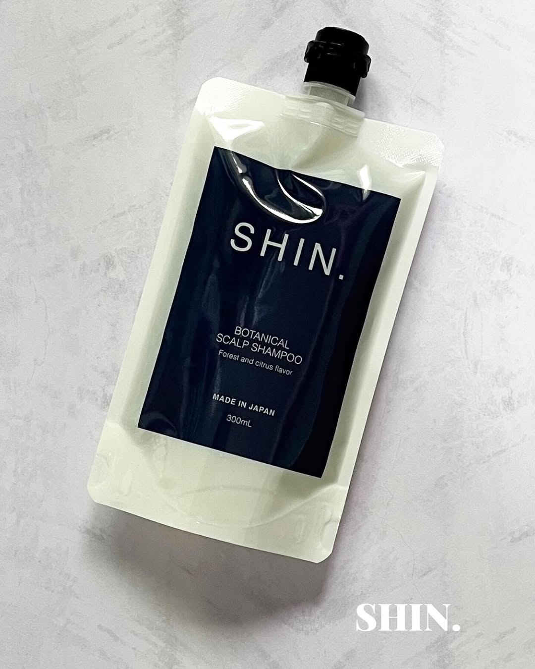口コミ投稿：❄︎◾️SHIN.薬用ボタニカルスカルプシャンプー300mL最近は1本3役オールインワン！男の…