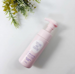 マザー＆ドーター｢デリケート泡ウォッシュ｣145ml　1650円(税込)気になるニオイ・ムレ感に！乳酸菌(※3)でやさしく洗う天然由来成分99％(※1)のデリケートゾーン用泡ソープ。デリケートゾ…のInstagram画像