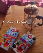 POMPADOUR　COLD BREW☕ストロベリー&オレンジ☕ベリーモヒート　お試ししています✨水出したった5分💕爽やかで美味しい味わいのTEATIMEが過ごせるよ✨気分によって薄めに…のInstagram画像
