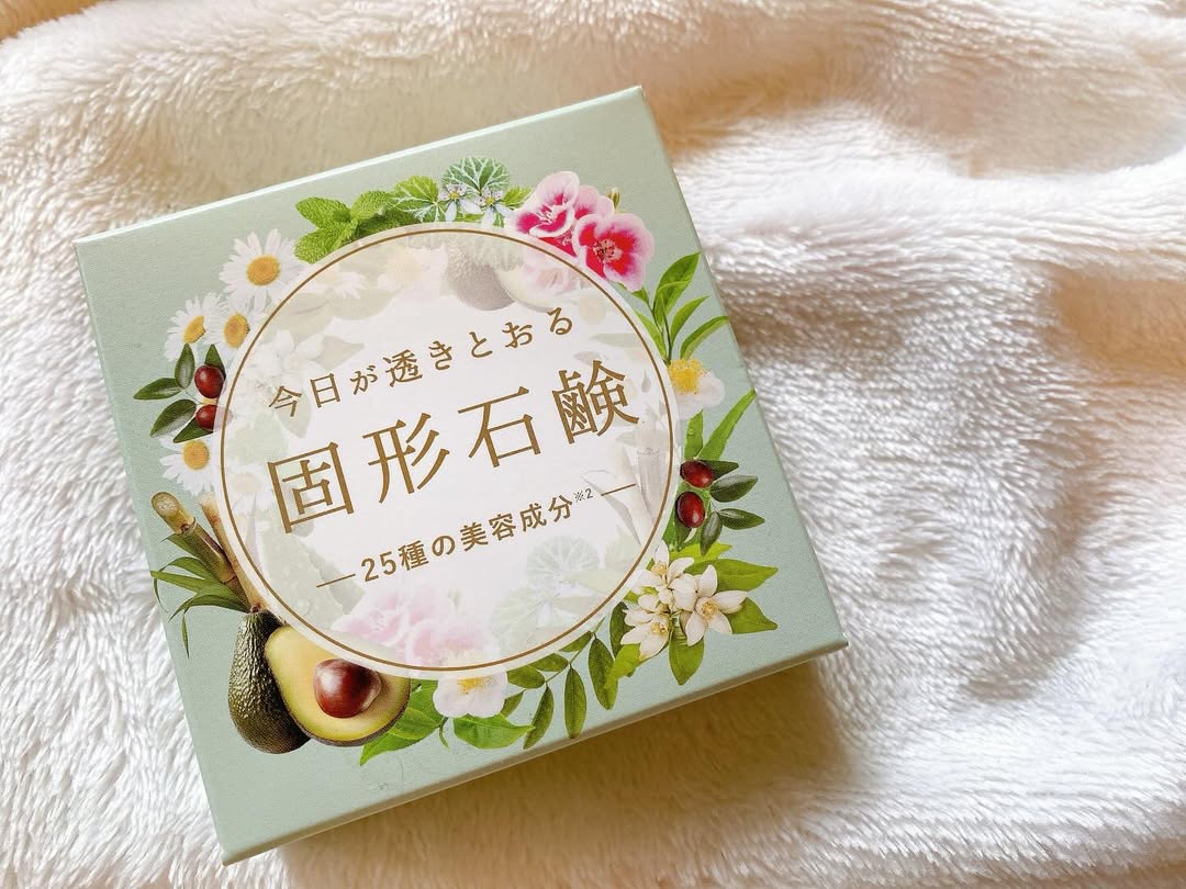 口コミ投稿：今日が透きとおる　固形石鹸パッケージもお花で華やか💐使ってみるのが楽しみでした🩷…