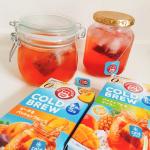 [PR]〖ポンパドール コールドブリュ〗のピーチ＆パッションフルーツとパイナップル＆マンゴーを飲みくらべてみたよ✨✼••┈┈┈┈┈┈┈┈┈┈┈┈┈┈┈┈••✼・水だし5分で美味しいハーブティー…のInstagram画像