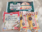 .おうちＣＯ-ＯＰの人気時短商品🌿おためしセットにも選定されているおうちCO-OPの人気時短商品3品🧑🏻‍🍳🥣 ・レンジで手作り風牛肉コロッケ280ｇ×4個入り ・ふっくら卵のオムライ…のInstagram画像