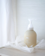 .@and_uta_official さまの&UTA MILK LOTION🧴🤍とことん原料にこだわって天然由来100%で作られたミルクローション✨天然のアロマの香りにも癒されてます…のInstagram画像