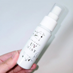 ⭐⭐⭐⭐プライバシーUVミスト50----------メイクの上からも使えるミスト‎🤍SPF50+ PA++++。8種の美容液成分*¹とビタミンC誘導体*²を配合。荒いとは思…のInstagram画像