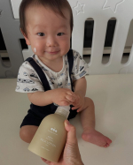 ＆ UTAミルクローション 🤍乳液のようなテクスチャーで伸びが良いし家族みんなで使えるからワンオペお風呂でも楽✨動きたい盛りの息子の保湿も簡単にできちゃう👶🏻香りが良いのもお気に入り…のInstagram画像