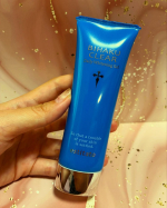 薬用美白オールインワンゲルのビハククリア💙⁡シミ対策ができる美白ゲル✨ゲルなので日焼けした後のクーリングにも良かったです♪⁡無臭でプルンとしていてよく伸びるゲルで、とっても使い心地がいいで…のInstagram画像