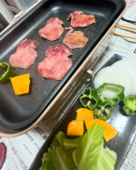 コエタスのキャンペーンでご縁をいただきました！！！本家かつめし亭牛タン 厚切り・薄切りセットダンボールから出すと青い不織布の包に包まれていて高級感があり、手土産にも良さそうだと思いまし…のInstagram画像