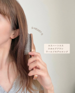 インバスでもアウトバスでも使えるS・HEART・S （エスハートエス）のスカルプブラシ‎ꕤ.｡⁡髪の毛のパサつきやきしみが気になって😭シャンプーの時やその後のドライヤー、朝髪の毛セットする時…のInstagram画像