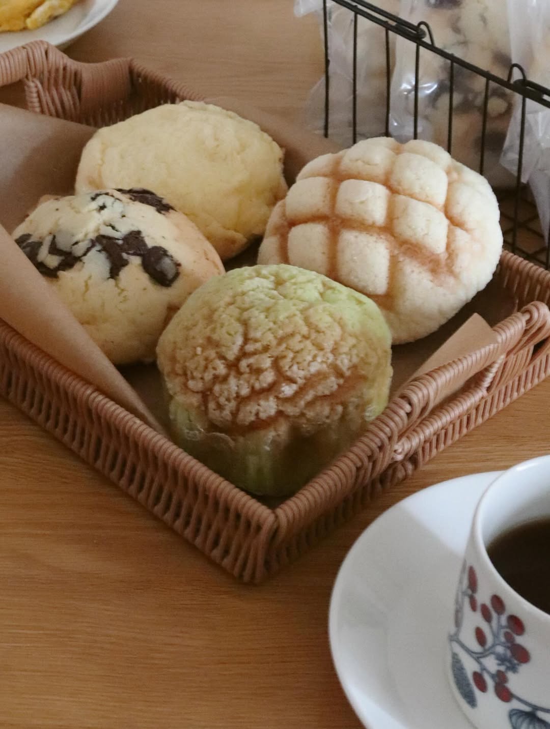 口コミ投稿：𓃟⁡⁡甘いパンで朝食って罪悪感さえあるんだけどたまにはいいよね？美味しいメロンパン…