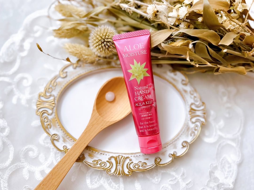 口コミ投稿：..ALOE MOISTURE ROSE（アロエモイスチャー・ローズ）ローズの香り漂う🌹保湿力が高い…