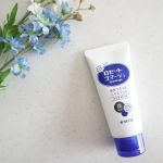 ・ロゼットゴマージュ使ってみています😊✨️・使い方は簡単で、洗顔したあとに、くるくるマッサージするだけ。そうすると、ジェルがポロポロになってくるので、そこから30秒くらいマッサージし、洗い流&hellip;のInstagram画像