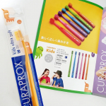 「クラプロックス　キッズ　子ども歯ブラシ(4歳～12歳)」小さなお口でも奥まで届くコンパクトなブラシヘッドの、クラプロックスの子ども用歯ブラシです。こちらは4歳から12歳までのお子様のために特別…のInstagram画像