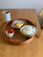 …🥢今週は平日のひとりごはんはこちらにお世話になりました🍱忙しいけど、ちゃんと食べたい。でもヘルシーで体に良いものがいい。「京都はんなり一菜」電子レンジで手軽なのに、丁寧な味わいにほっ…のInstagram画像