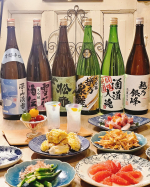 🏠家呑みで旅気分🍶今日は“新潟”を感じる夜「新潟地酒飲みくらべ 一升瓶5本組＋1本増量」豪華すぎる地酒セットが届きました…！その日の気分で選べる、6本の個性派たち一升瓶だから、最初に開…のInstagram画像