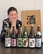 新潟の地酒を飲み比べできる幸せ🩷「酒」とドデカく書かれた段ボール飲兵衛からしたらこれだけでもうルンルン🎶が止まりませんが😂箱を開けると新潟の日本酒を堪能できる飲み比べセットがぁぁ！日…のInstagram画像