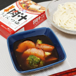 旨辛肉汁うどんつゆ🌶️暑くて元気のないとき、イライラしてしまうときは、辛いものを食べて気分転換🌞おすすめは、正田醤油さま(@shoda_shoyu1873 )の＜麺でおいしい食卓＞シリーズ『旨辛…のInstagram画像