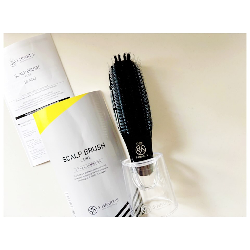 口コミ投稿：...ヘアブラシ、たーくさん持ってるんだけど“ トリートメントブラシ “は　お初❤️...…