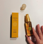 ✨HABA さらさらしっとりヘアオイル✨タオルドライ後に使っています！毛先中心になじませてからドライヤーすると、手ぐしでスッと通るなめらかさに感動…！乾いた髪にも使えて、パサつきが気になるとき…のInstagram画像