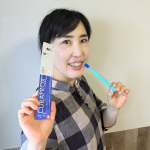 手が小さくても　歯の奥まで細かく丁寧に磨ける✨普段の歯ブラシより1.7cm柄が短いから　扱いやすい🪐🪥CURAPROX CS スマート🪥　➡️ @curaproxjapanいつもの歯ブラシ…のInstagram画像