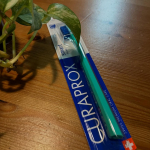 スイス発プレミアム歯ブラシクラプロックスCSスマートクラプロックスCSスマート 植毛7600本定価：1,210円(税込)　歯を包み込む優しさとボリュームを持ったスイス製歯ブラシです☺️本…のInstagram画像